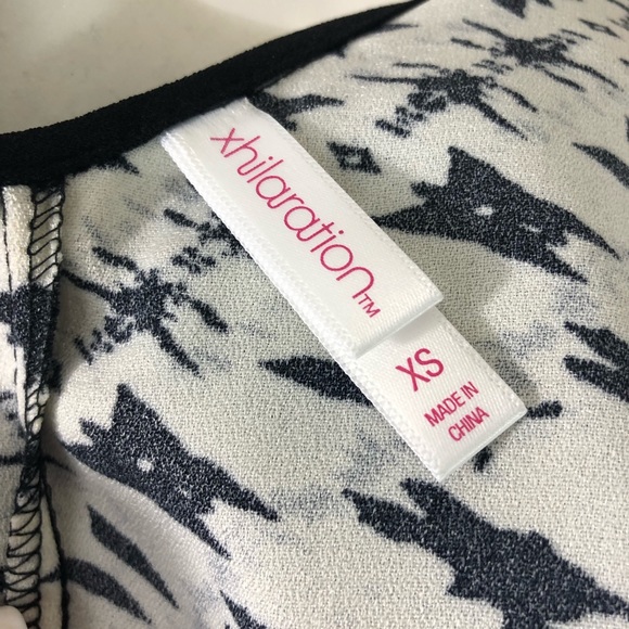 XHILARATION Tribal Shift Dress‎ - Picture 5 of 5
